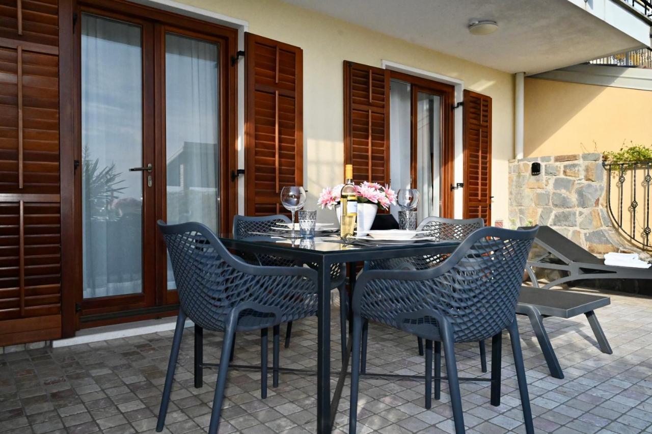 Sea Star Apartment โคเปร์ ภายนอก รูปภาพ